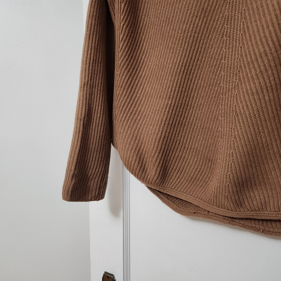 Aritzia Babaton Chalmers Sweater size small - Picture 6 of 10